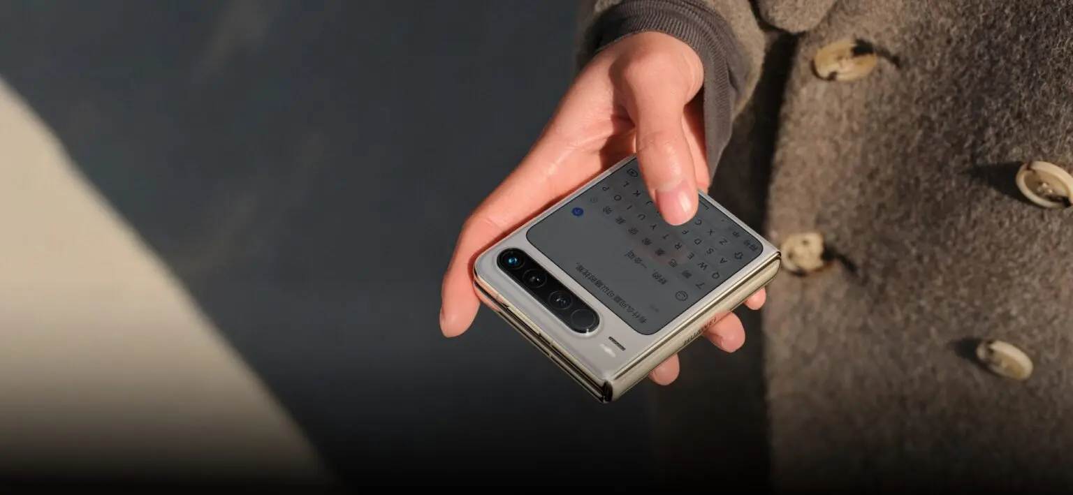 Huawei Pura X — необычный складной смартфон с соотношением сторон 16 на 10