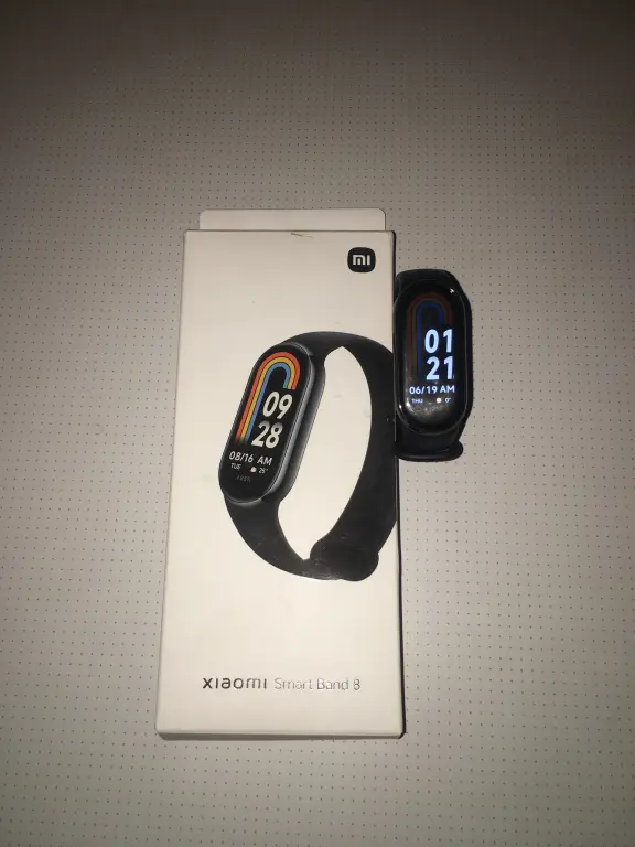 Умный фитнес браслет MiBand 8